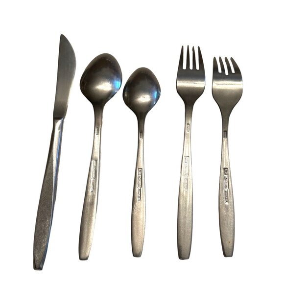 Ekco Eterna Corsaid 5 Piece Setting Butter Knife, Dinner Fork Salad Fork Teaspoo - Picture 2 of 3